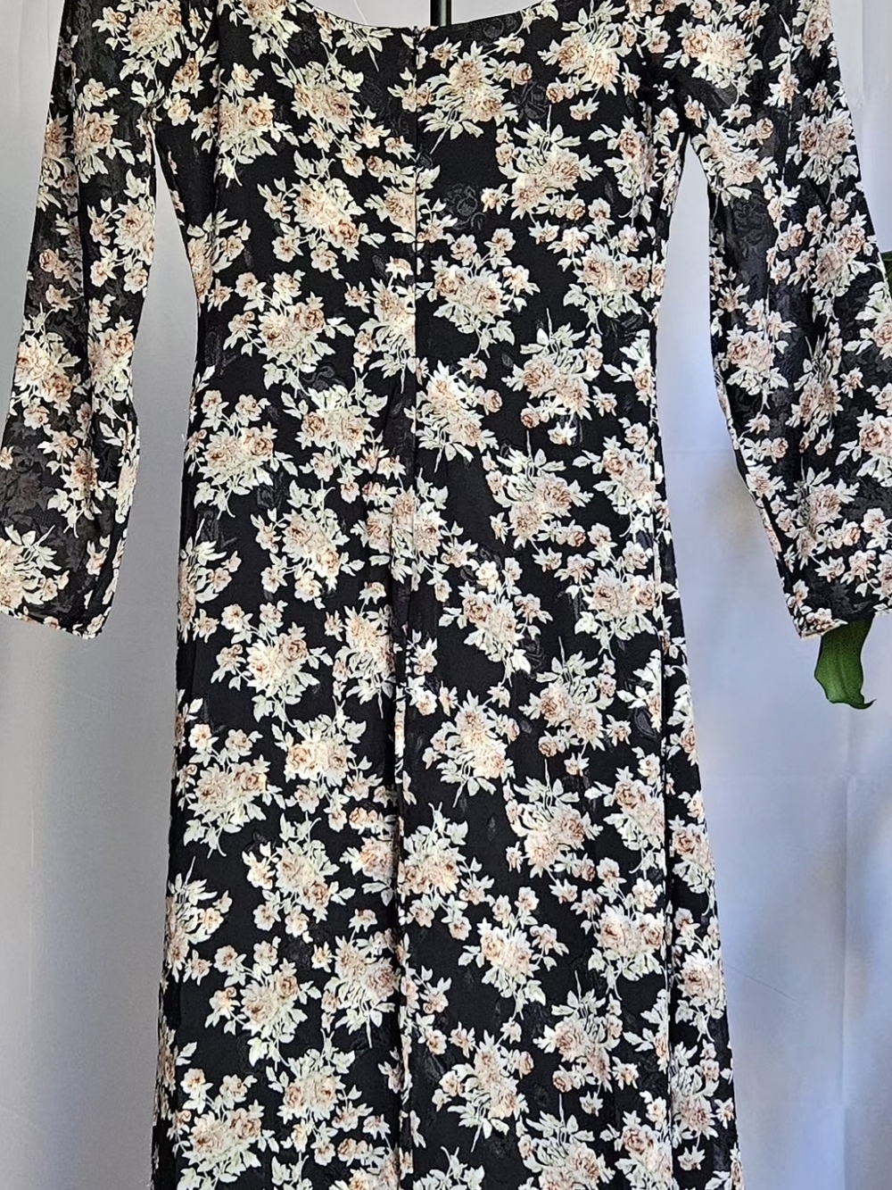 LUSH Floral Burnout Velvet Midi Dress S NWT Ruched High-Low Long Sleeve - Picture 4 of 16